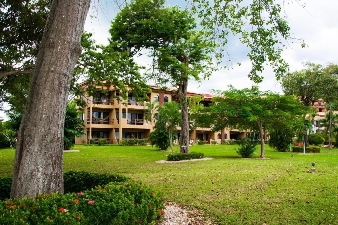 Warm Interiors And Orange Hues On Ground Floor In Front Of Beach Villa Playa Flamingo Camera foto